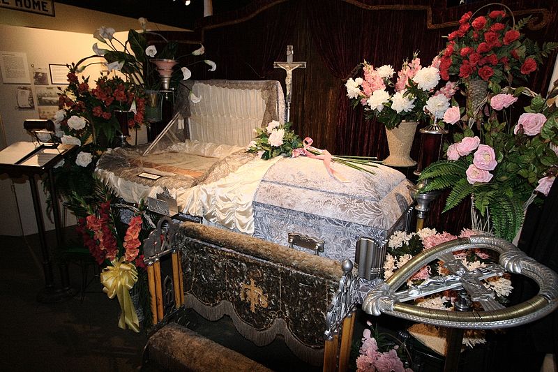 The History Of Funeral Flowers